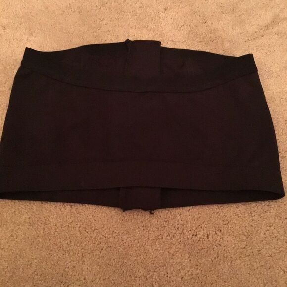 Medela Easy Expression Hands Free Pumping Bra - Picture 3 of 4